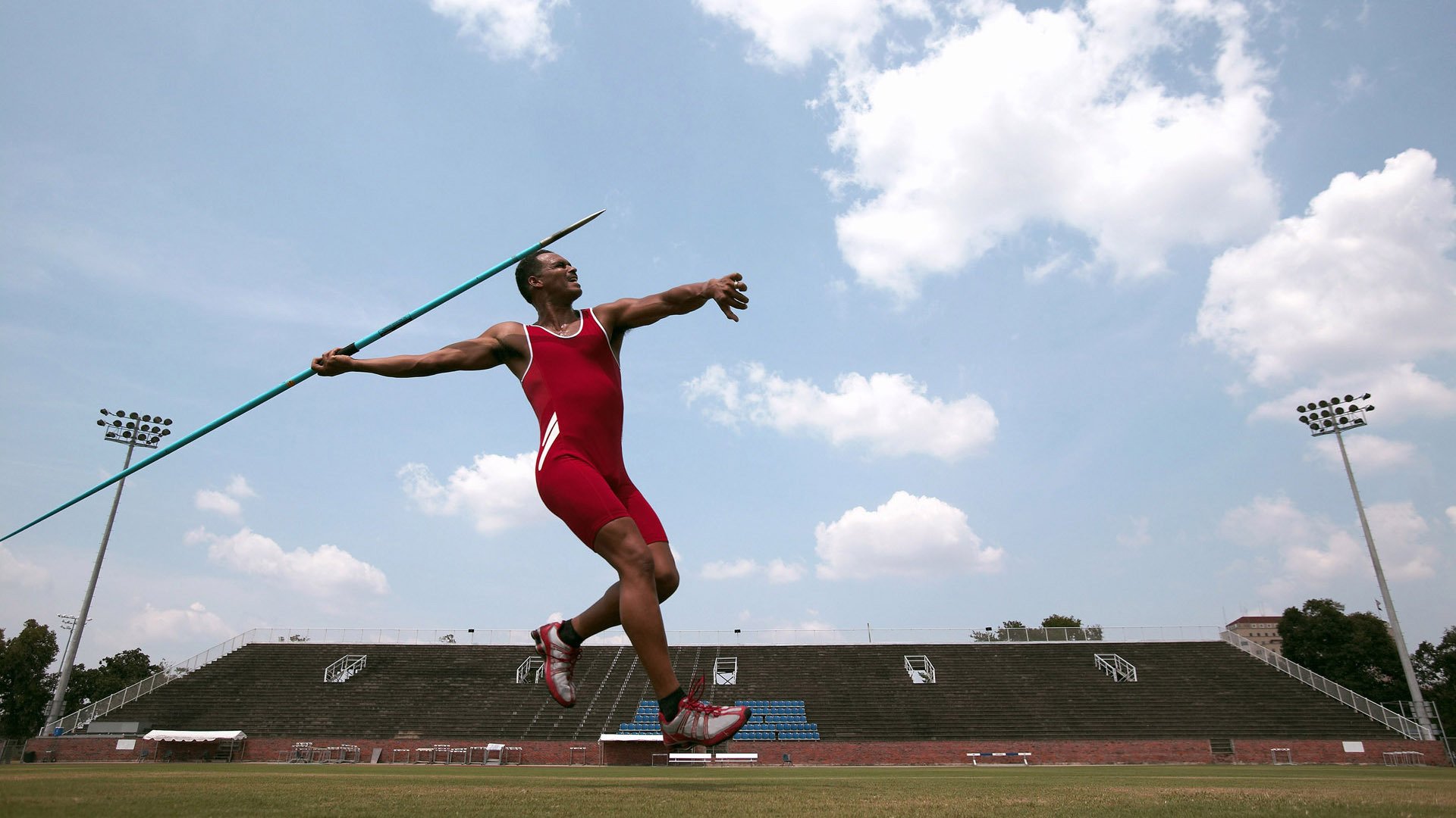 保利娜·普费夫跳台动作精准高难度加分