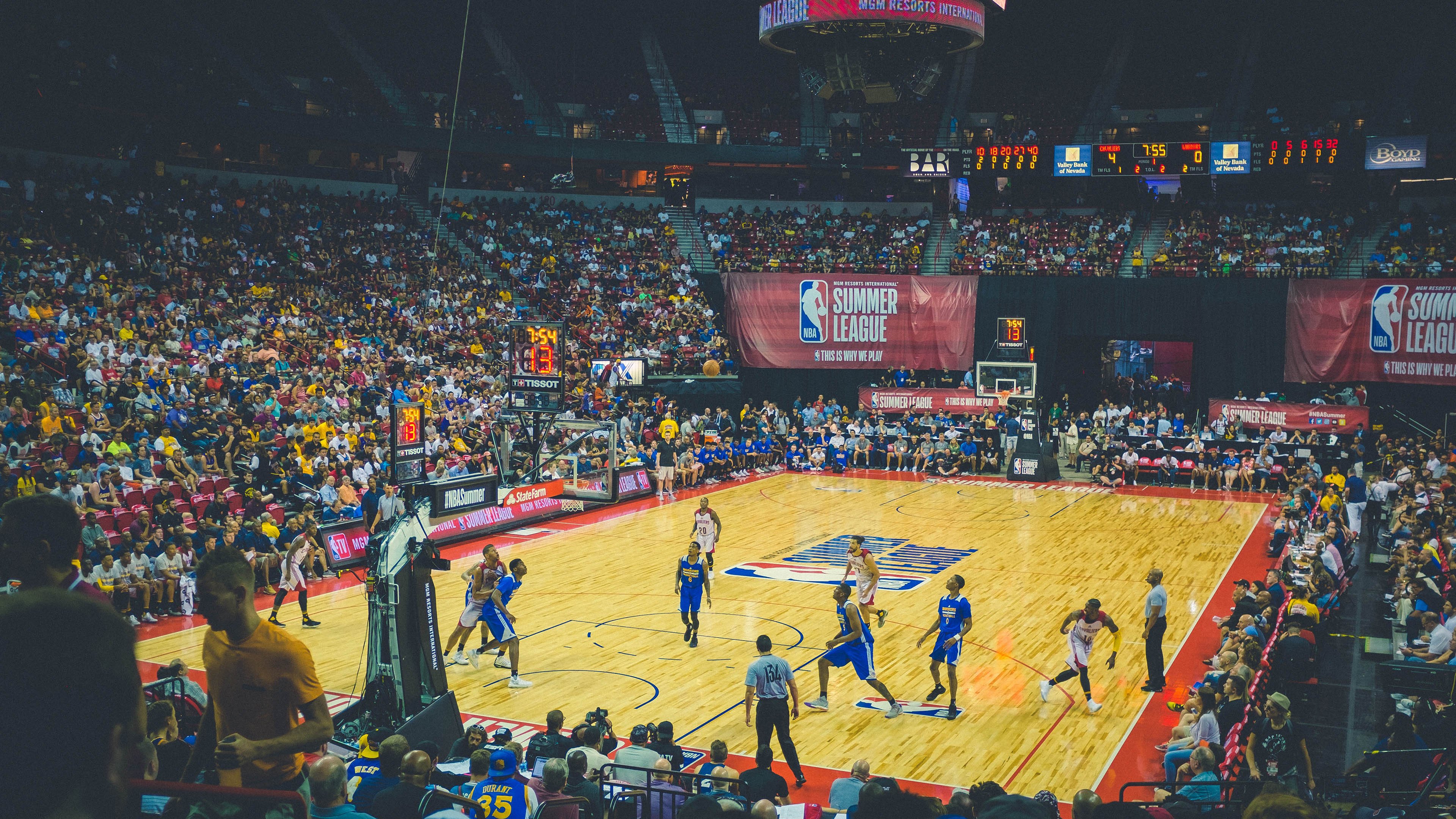 利比亚女篮在非洲锦标赛中奋战不止，追求更高目标，利比亚谁赢了